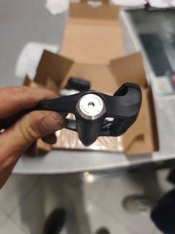 Used Garmin Rally Power Meter Pedals bike — image 3 of 4
