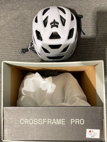 Used Fox Crossframe Pro Helmet 2025 bike — image 4 of 4