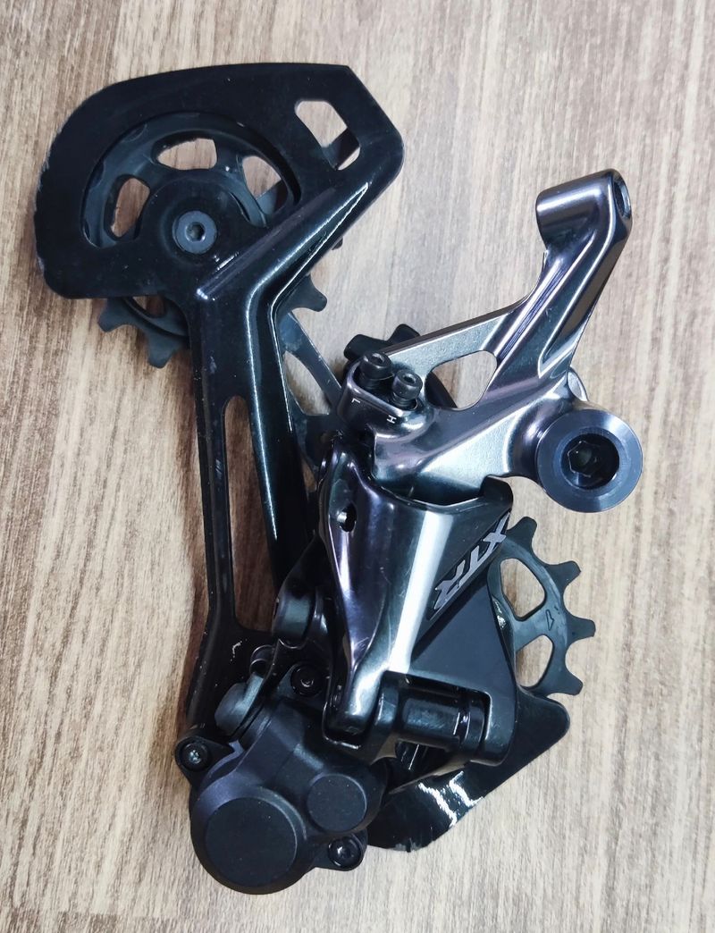Used Shimano XTR Drivetrain & Pedals