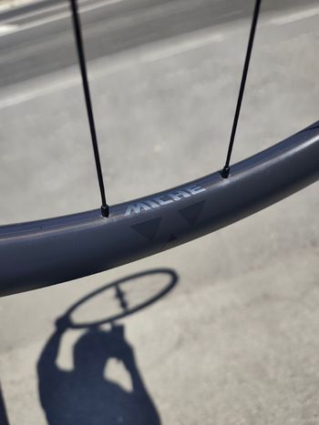 Used Miche Kleos RD 36 Carbon Disc Wheelset bike — image 5 of 5