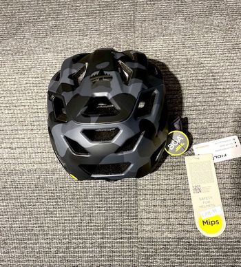 Used Fox Crossframe Pro Helmet 2025 bike — image 3 of 4