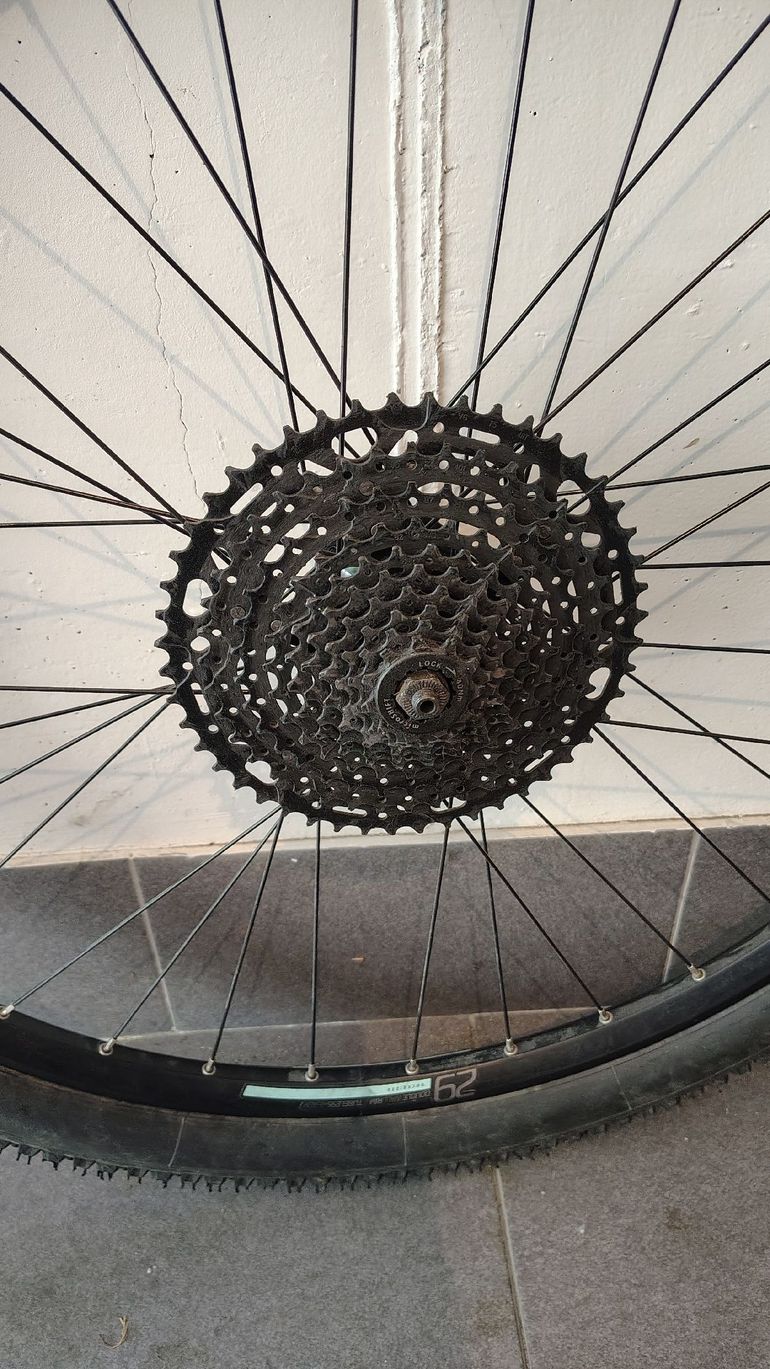 Used Rockrider 29x23c Double-Walled QR Tubeless Ready Disc Brake Mountain Bike Front Wheel 2024 bike — image 4 of 5