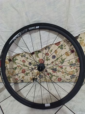 Used Dt Swiss ER 1400 DICUT Wheelset 2022 bike