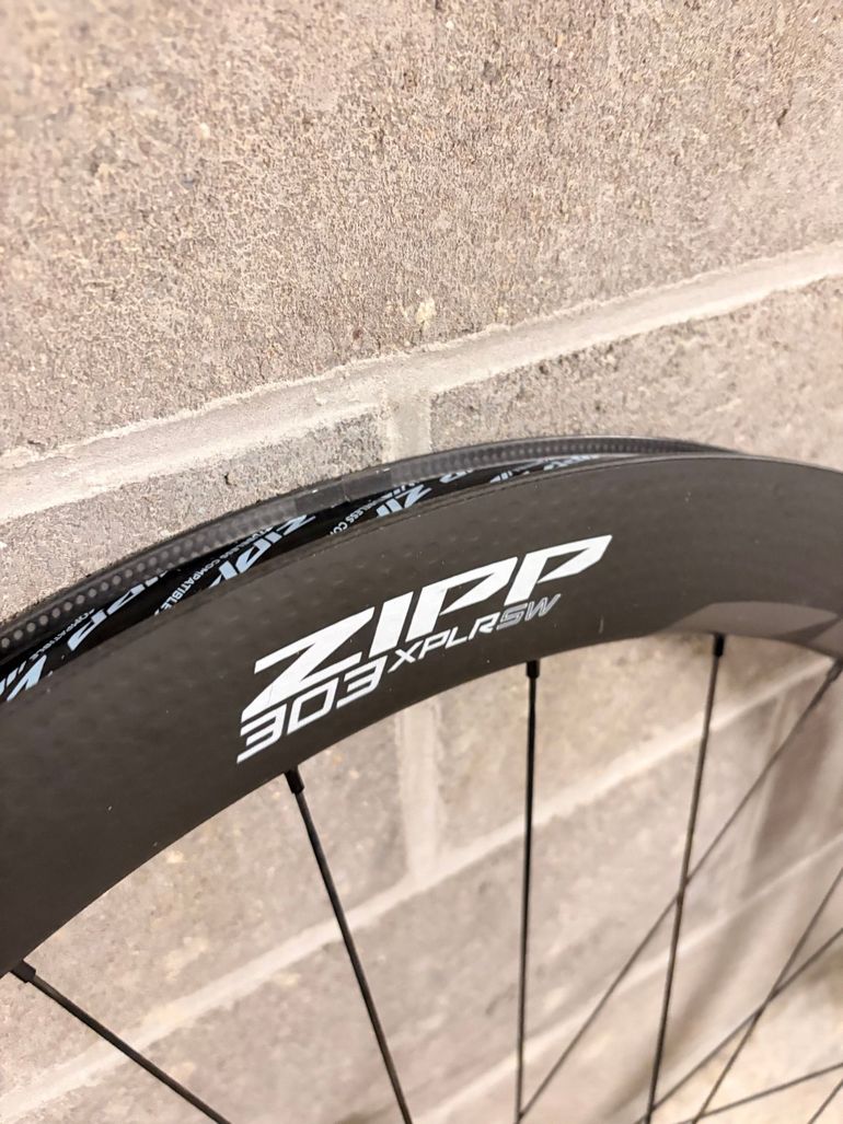Used Zipp 303 XPLR SW 2025 bike — image 4 of 4