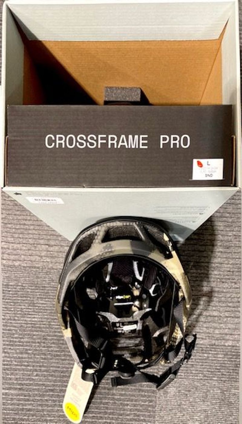 Gebrauchtes Fox Racing Crossframe Pro Helmet 2025 bike — Bild 4 von 4