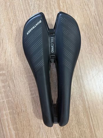 Used Bontrager Hilo Pro Carbon Saddle bike — image 2 of 6