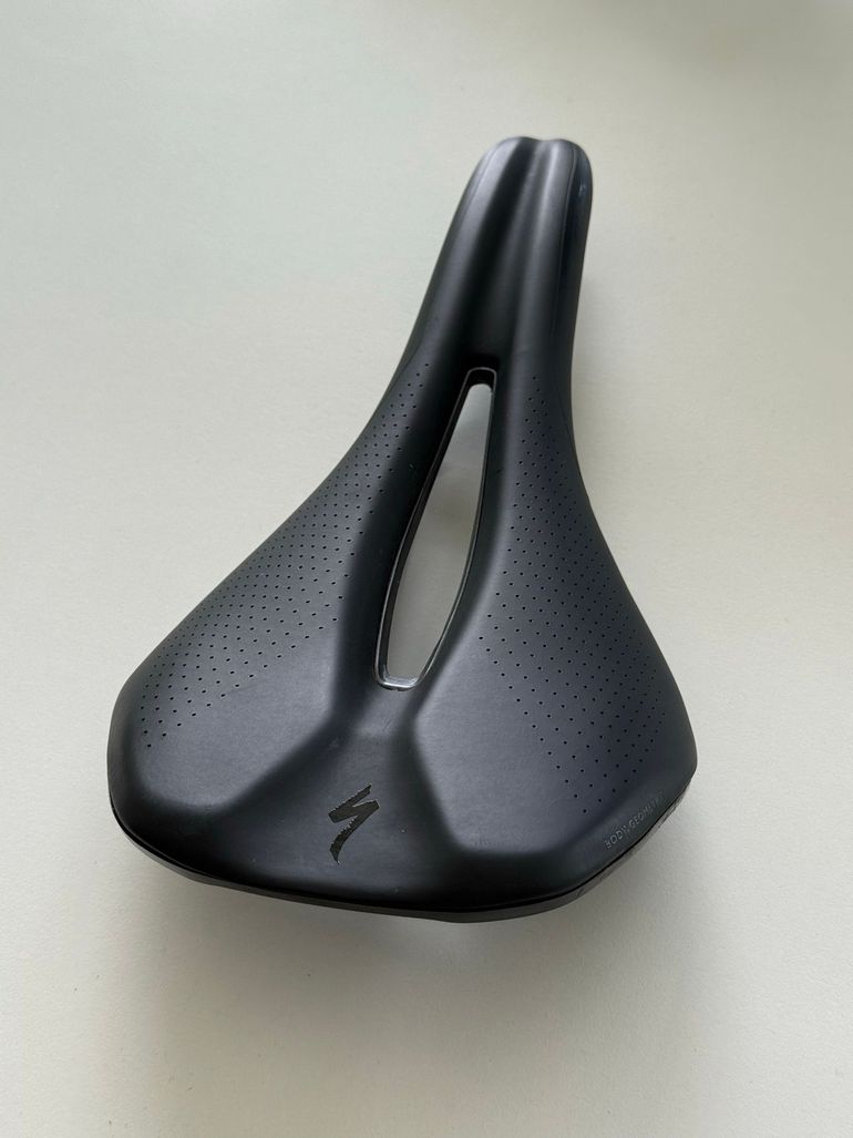Used Specialized Phenom Saddle 2024 bike — image 1 of 5