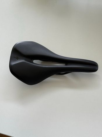 Used Specialized Phenom Saddle 2024 bike — image 2 of 5