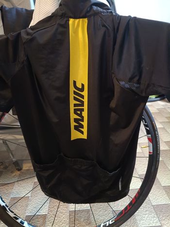 Used Mavic maglietta estiva ciclismo bike — image 2 of 3