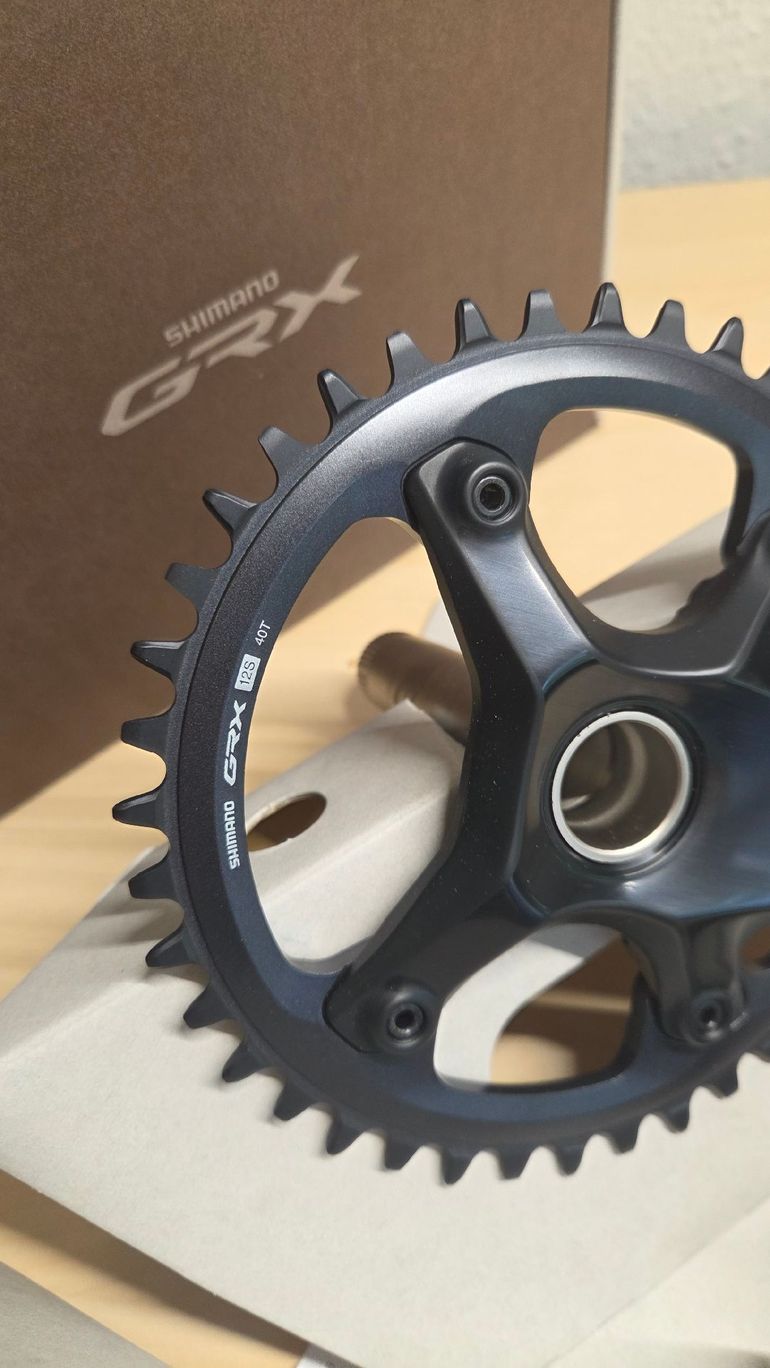 Used Shimano GRX Kurbel 12s FC-RX820-1 172,5mm 40T bike — image 2 of 3