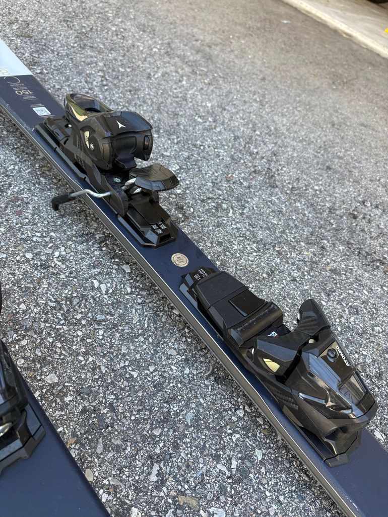 Used Atomic Cloud C8 Skis 2025 bike — image 5 of 7