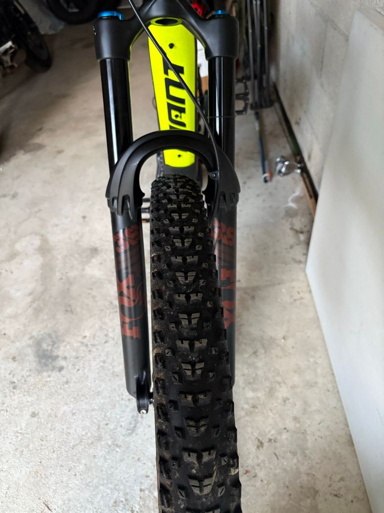 Used Fox 38 2026 bike — image 2 of 3