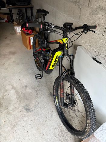Used Fox 38 2026 bike — image 3 of 3