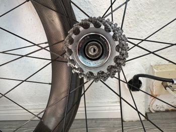 Used Zipp 303 S Tubeless Disc Brake Wheelset bike — image 3 of 3