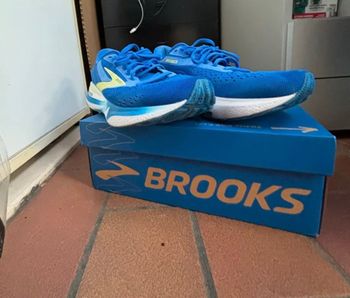 Used Brooks Adrenaline GTS 24 2025 bike — image 4 of 5