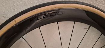 Used Miche Kleos 50 Carbon Disc Wheelset 2025 bike — image 2 of 8