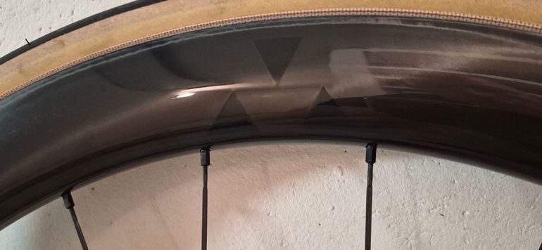 Used Miche Kleos 50 Carbon Disc Wheelset 2025 bike — image 6 of 8