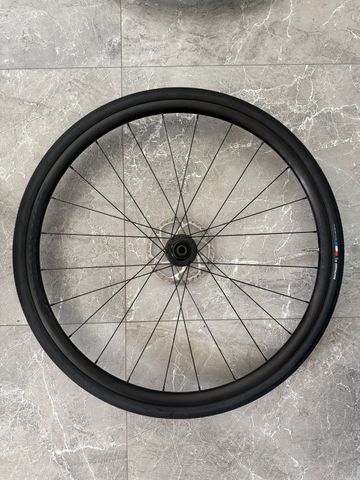 Tweedehands Bontrager Paradigm SL 2026 bike — afbeelding 1 van 4
