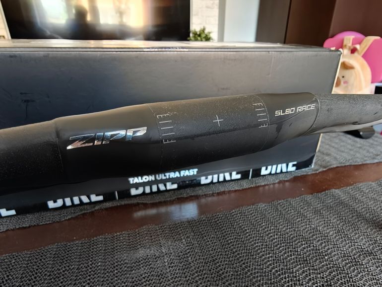 Used Zipp SL 80 Race Handlebar 2025 bike — image 6 of 7