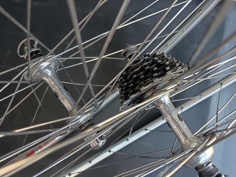 Used Campagnolo Super Record bike — image 7 of 18