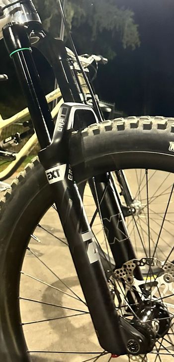 Used Ext Era V2 29" 170mm bike