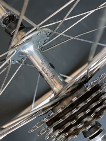 Used Campagnolo Record bike — image 9 of 14