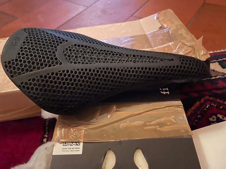 Used Fizik Vento 00 bike — image 5 of 5