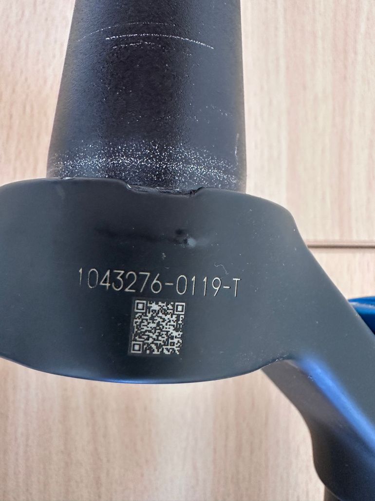 Used Fox 34 FLOAT PERFORMANCE SERIES 140MM GRIP 2024 bike — image 2 of 5