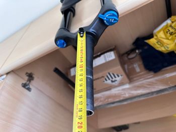 Used Fox 34 FLOAT PERFORMANCE SERIES 140MM GRIP 2024 bike — image 4 of 5