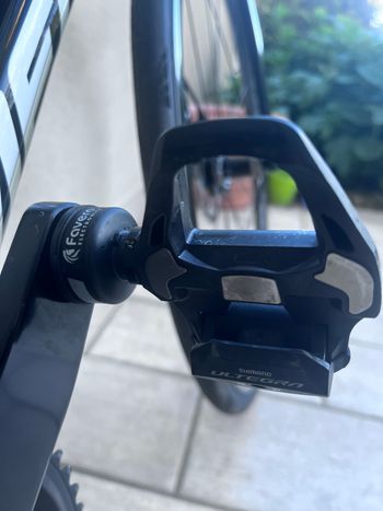 Used favaro Assioma DUO Pedals 2025 bike — image 3 of 7