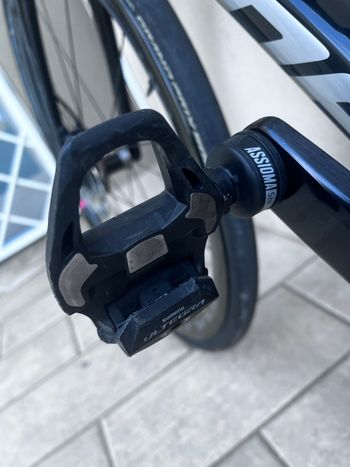 Used favaro Assioma DUO Pedals 2025 bike — image 7 of 7