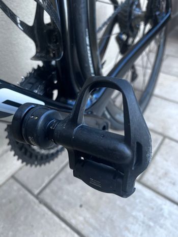 Used favaro Assioma DUO Pedals 2025 bike — image 4 of 7