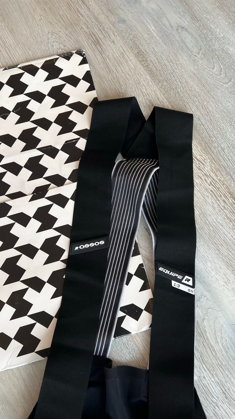 Used Assos Equipe R S11 Bibs 2026 bike — image 8 of 22