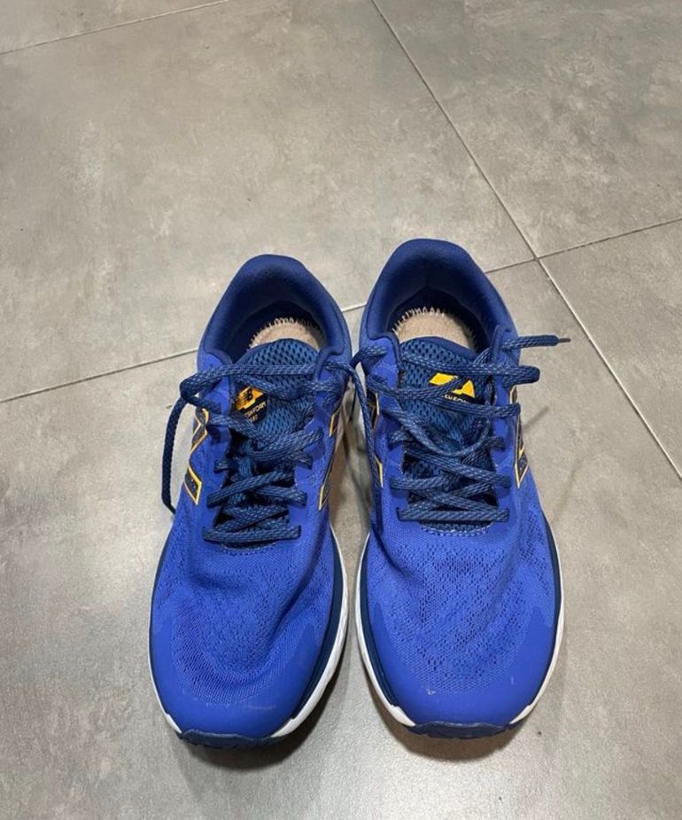 Used New Balance Fresh Foam 680 bike — image 2 of 2