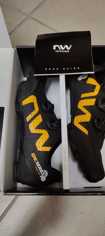 Used Northwave MTB Shoes Epic 2025 bike — image 3 of 7