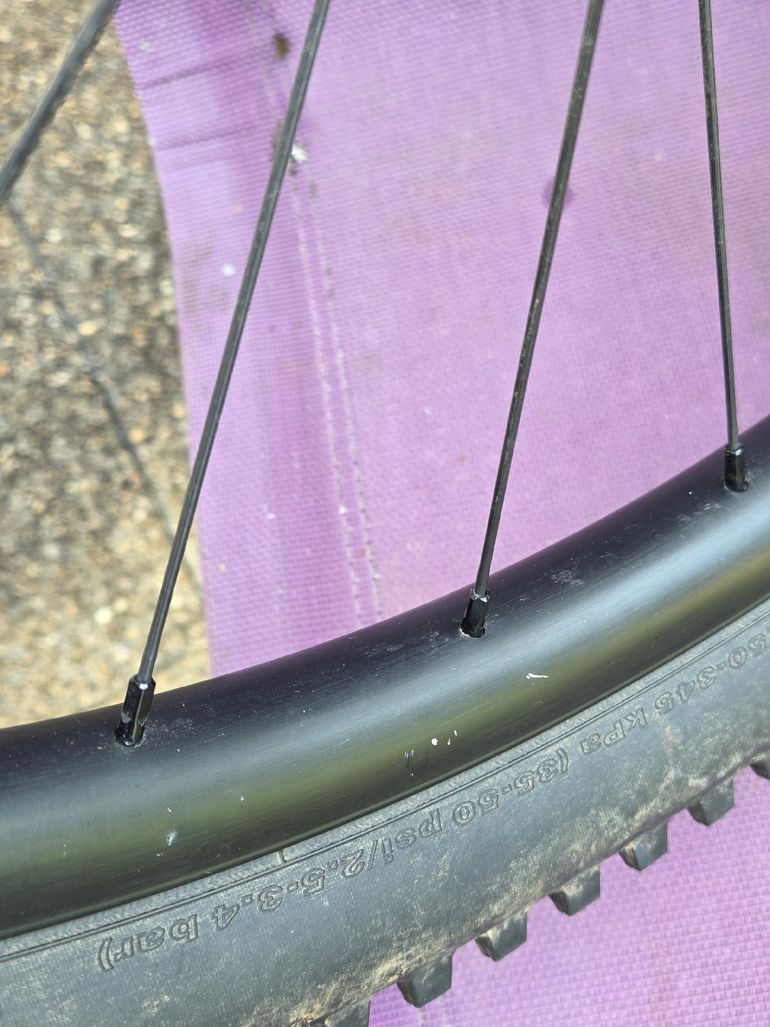 Used Santa Cruz 30 SL AL 2025 bike — image 10 of 10