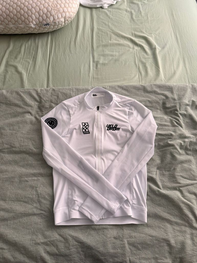 Used velodrom Cargo Bibs, Short & Long Jersey, Gilet 2026 bike — image 3 of 17