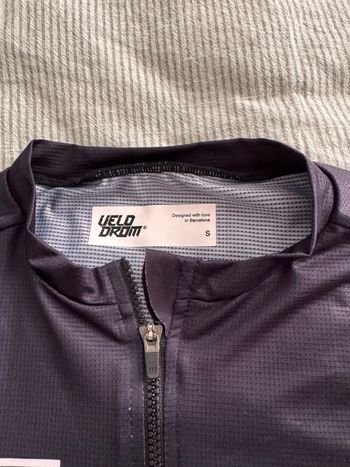 Used velodrom Cargo Bibs, Short & Long Jersey, Gilet 2026 bike — image 7 of 17