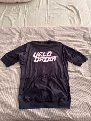 Used velodrom Cargo Bibs, Short & Long Jersey, Gilet 2026 bike — image 8 of 17