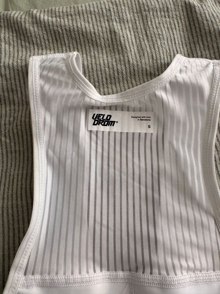 Used velodrom Cargo Bibs, Short & Long Jersey, Gilet 2026 bike — image 14 of 17