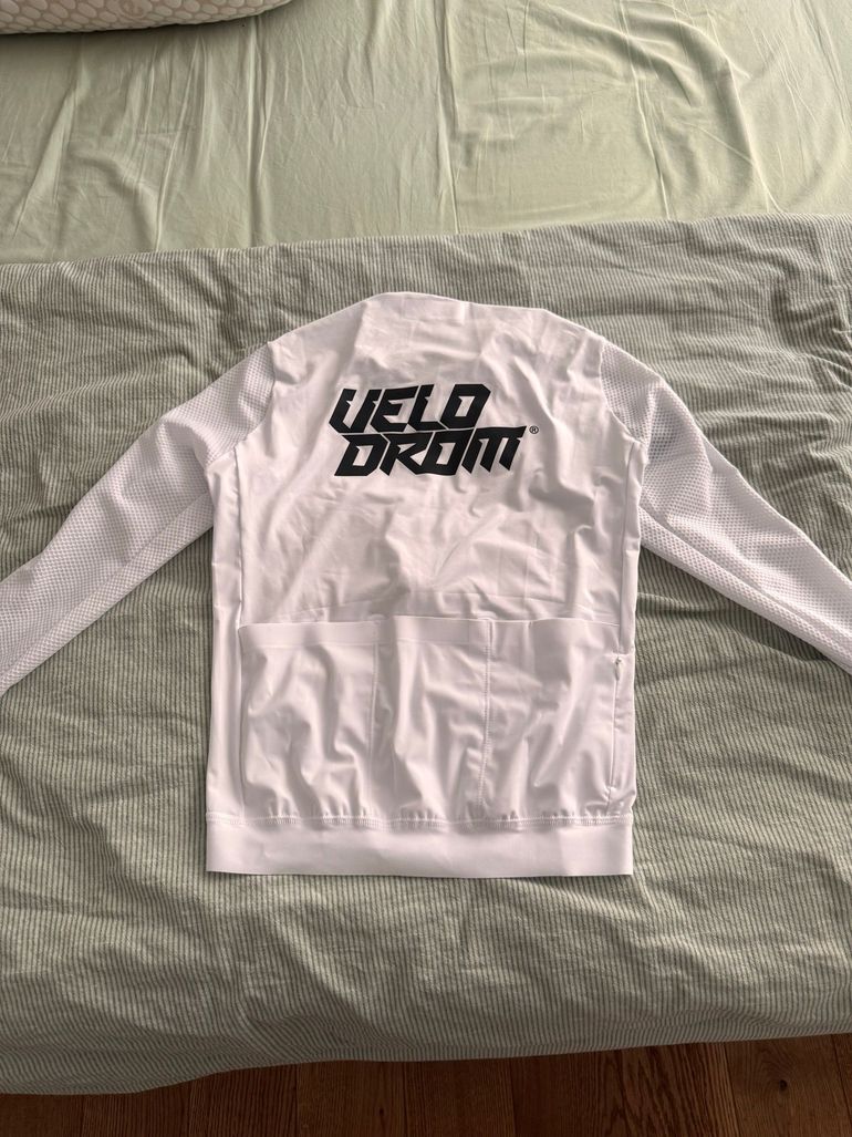 Used velodrom Cargo Bibs, Short & Long Jersey, Gilet 2026 bike — image 4 of 17