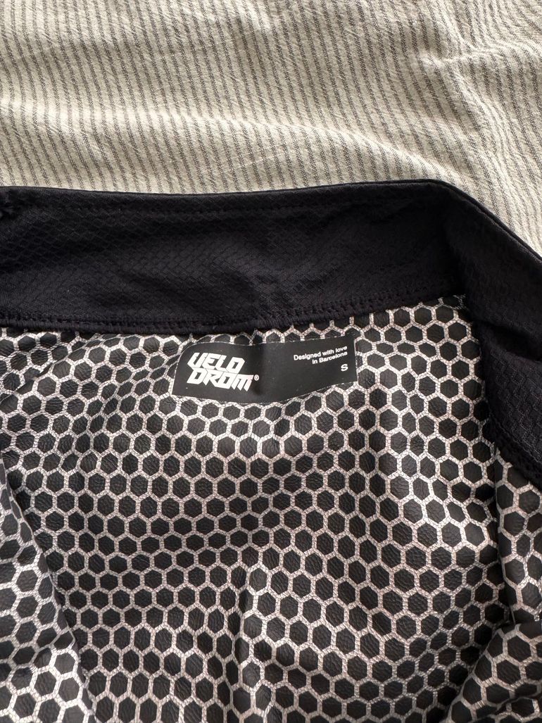 Used velodrom Cargo Bibs, Short & Long Jersey, Gilet 2026 bike — image 17 of 17