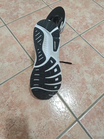 Used Brooks ghost 2025 bike — image 2 of 7