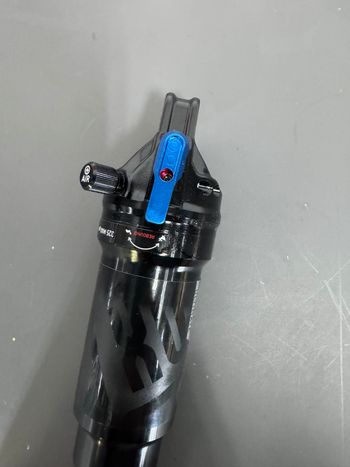 Used RockShox Ammortizzatore SIDLuxe Ultimate 2P Air 190×45 2025 bike — image 5 of 6