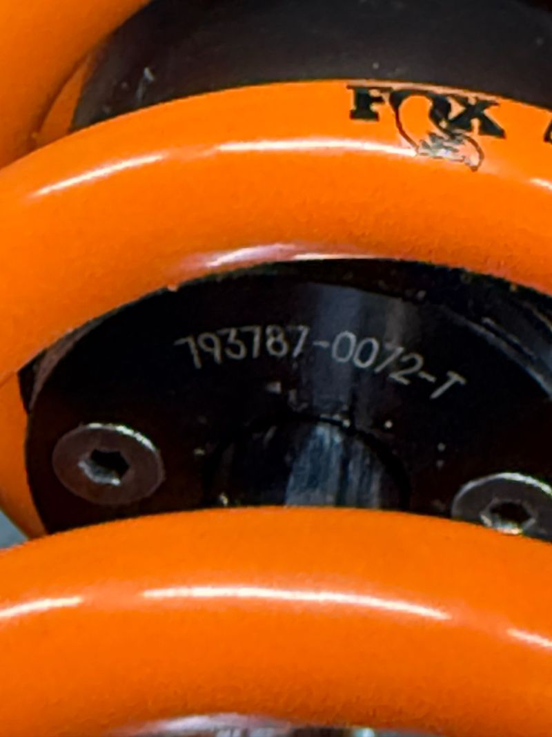 Fox DHX2 2023 bike d'occasion — image 4 sur 4