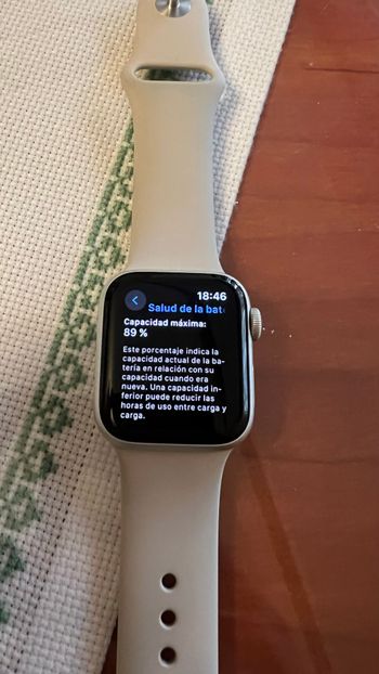 Used apple Watch SE 40 mm (2ª Gen) bike — image 3 of 5