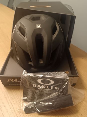 Used Oakley ARO5 Race MIPS Helmet 2025 bike