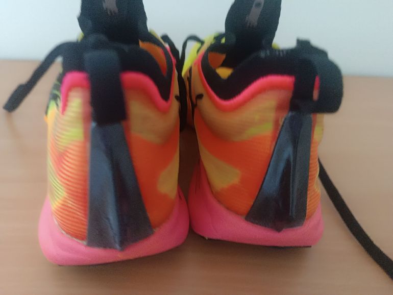 Used Puma Fast-R running shoes bike — image 9 of 9