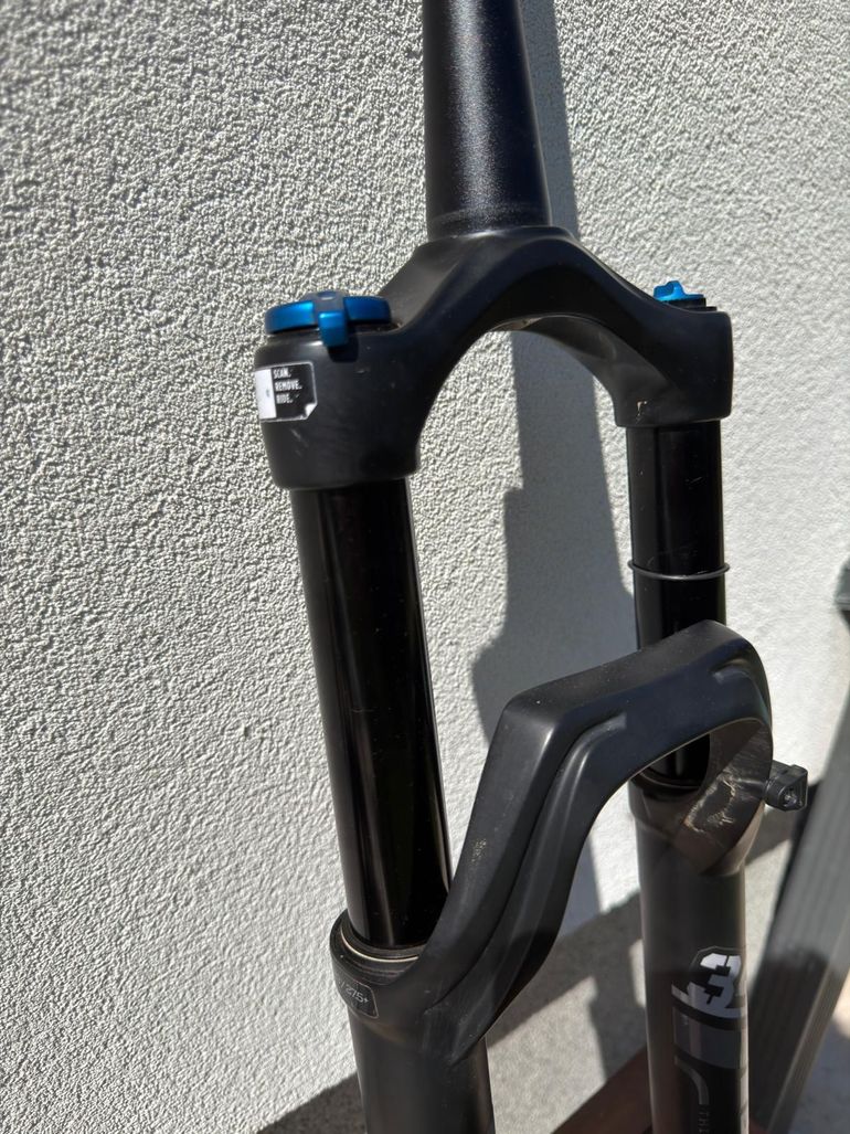 Used Fox Rhythm 34 29/27.5 2021 bike — image 2 of 12