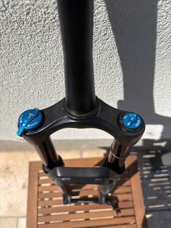 Used Fox Rhythm 34 29/27.5 2021 bike — image 4 of 12